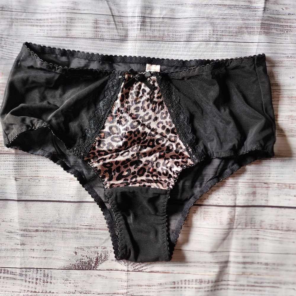 Victoria's Secret Very Sexy Sheer Lace Mesh Leopard Print Panty LG NEW VINTAGE
